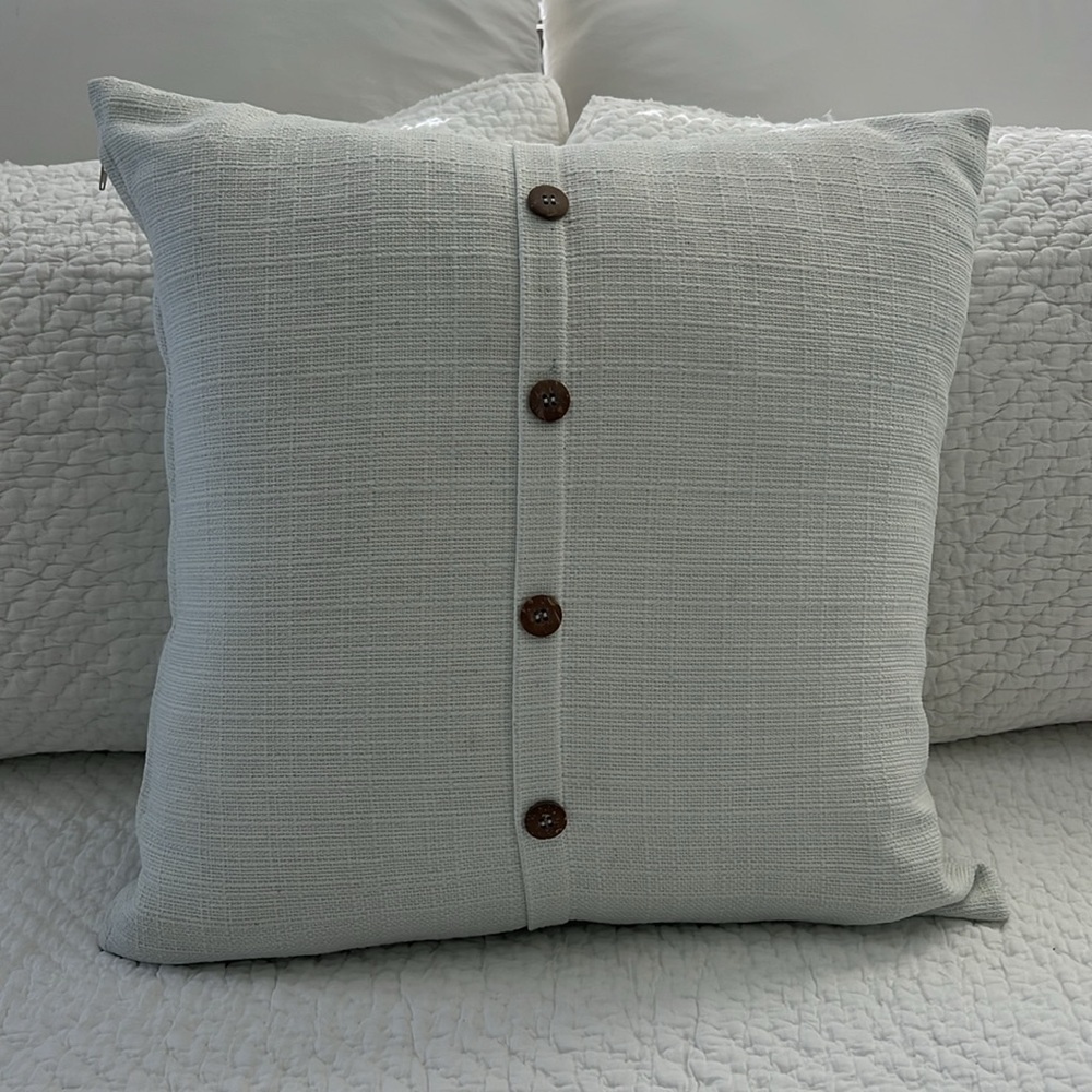 Newport throw pillow sham/pillow - Picture 3 of 6